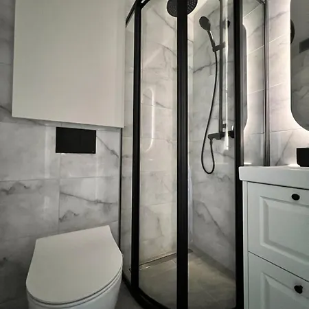 Zveryno Studija Apartment